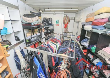 4.4 LOCALE 3.jpg - Abbigliamento - Intimo VICO CAMPETTO   3/5 R, Genova - foto 27