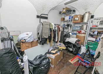 5.1 MAGAZZINO.jpg - Abbigliamento - Intimo VICO CAMPETTO   3/5 R, Genova - foto 29