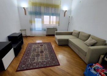 1.1 Soggiorno.jpg - Appartamento VIA GIAN PIETRO SERY 14A, Genova (zona Sestri Ponente) - foto 1