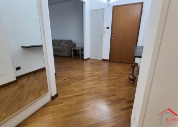 1.0 Locale ingresso.jpg - Appartamento VIA GIAN PIETRO SERY 14A, Genova (zona Sestri Ponente) - foto 2