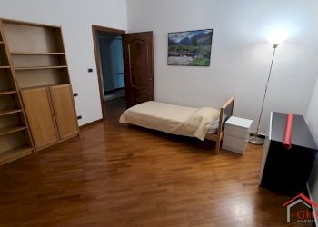 4.2 Camera bis (3).jpg - Appartamento VIA GIAN PIETRO SERY 14A, Genova (zona Sestri Ponente) - foto 11