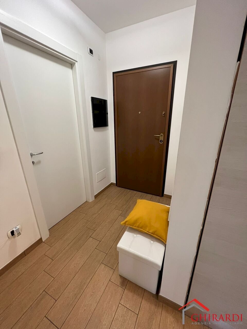 1.0 ingresso.jpg - Appartamento VIA LUIGI CIBRARIO 33, Genova - foto 2