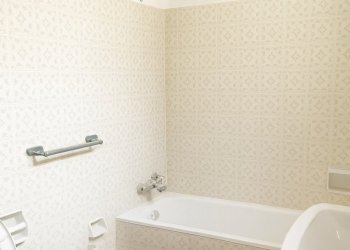 Bagno in stile vintage e luminoso.png - Appartamento Vico dei Fieschi 2, Lecce - foto 15