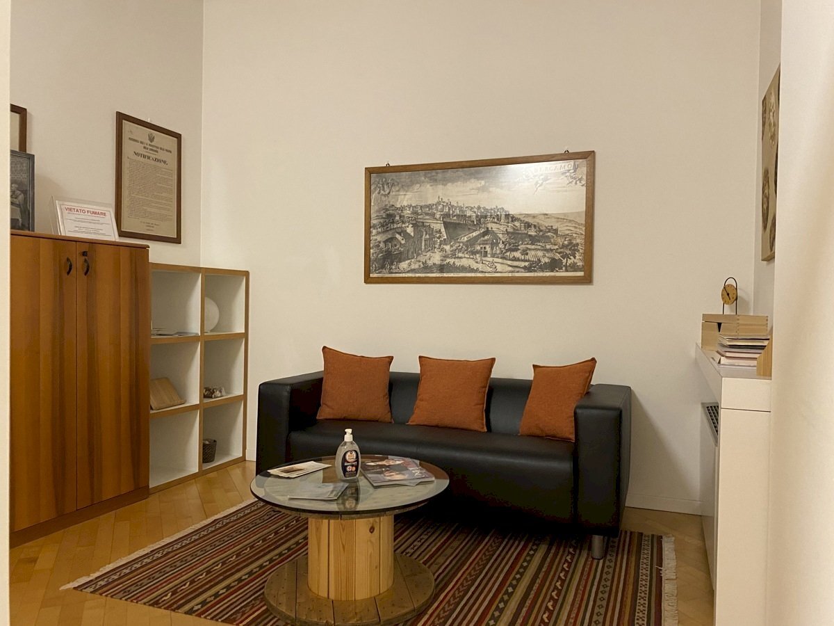 Interni - Ufficio Via Plinio 1, Grandate - foto 1