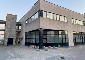 Esterno contesto - Ufficio Via Plinio 1, Grandate - foto 3