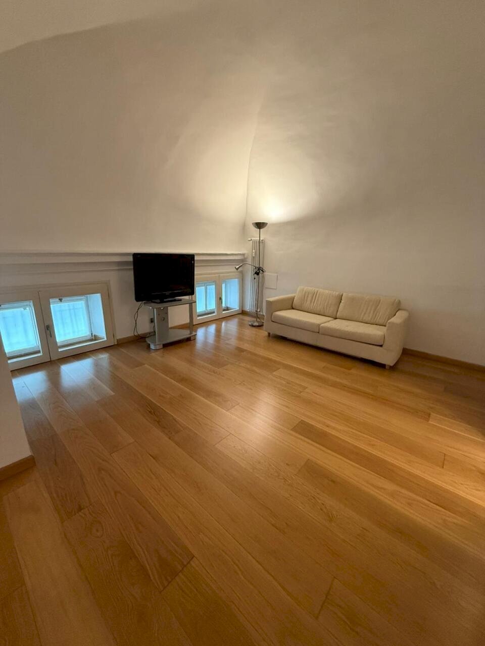 8.jpg - Two-room apartment Via Santa Maria, Torino (neighborhood Quadrilatero Romano) - photo 3