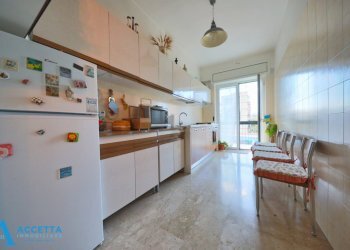 cucina - Quadrilocale Via Veneto 116, Taranto - foto 18