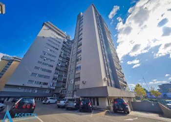 facciata - Quadrilocale Via Veneto 116, Taranto - foto 21