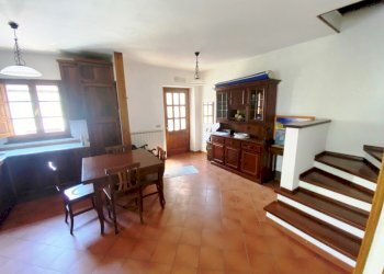 IMG_6352 (Large).jpg - Villa Trifamiliare Via della Resistenza 71, Castelnuovo Magra - foto 1