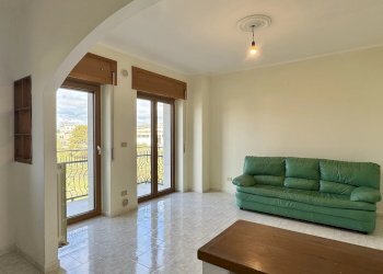 Quadrilocale Via Parisi, Mangone - foto 1