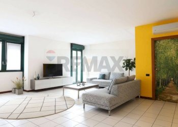 Three-room apartment Via Bartolomeo Bono, 8 
 Borgo Palazzo, Bergamo - photo 8