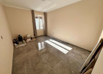 Four-room apartment Genova (neighborhood Sampierdarena) - photo 10