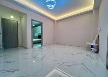 Four-room apartment Genova (neighborhood Sampierdarena) - photo 1