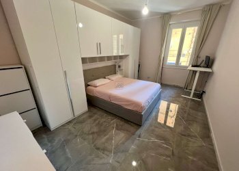 Four-room apartment Genova (neighborhood Sampierdarena) - photo 12