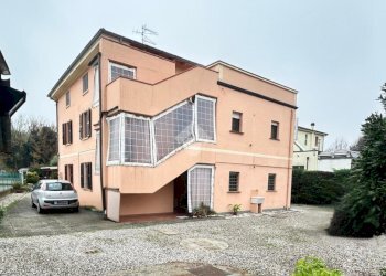 Three-room apartment Via Prov. Inferiore, Molinella - photo 2
