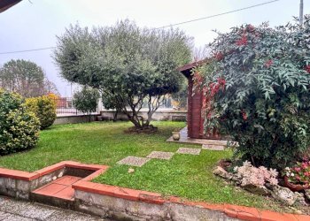 Four-room apartment Via Prov. Inferiore, Molinella - photo 3