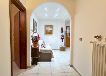 Four-room apartment Via Prov. Inferiore, Molinella - photo 12