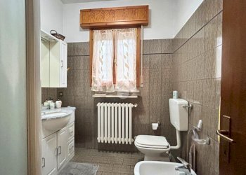 Four-room apartment Via Prov. Inferiore, Molinella - photo 24