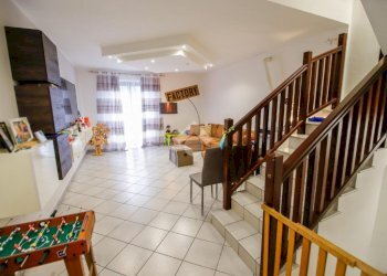 Villa a Schiera Via rivarolo beltrama, Lombardore - foto 2