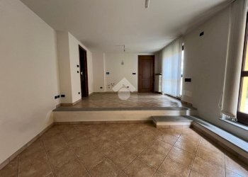 Office Via Capitano Moggio, Revello - photo 2