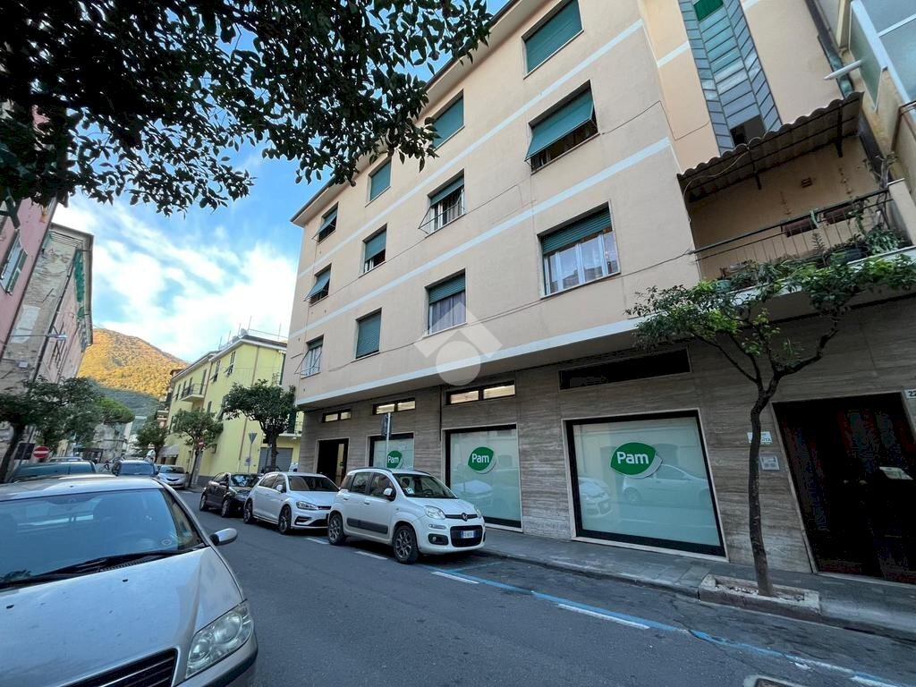 Four-room apartment Via Delle Rimembranze, Taggia - photo 1