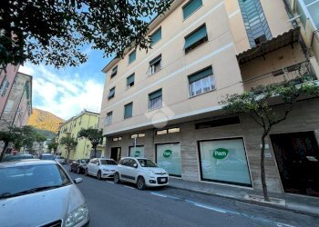 Four-room apartment Via Delle Rimembranze, Taggia - photo 1