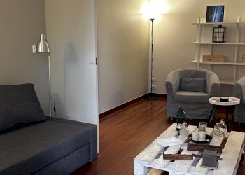 Salone - Bilocale via Santa Croce, 2, Torino (zona Centro) - foto 4