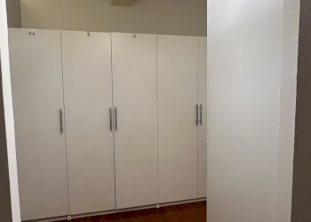 Cabina armadi - Bilocale via Santa Croce, 2, Torino (zona Centro) - foto 11