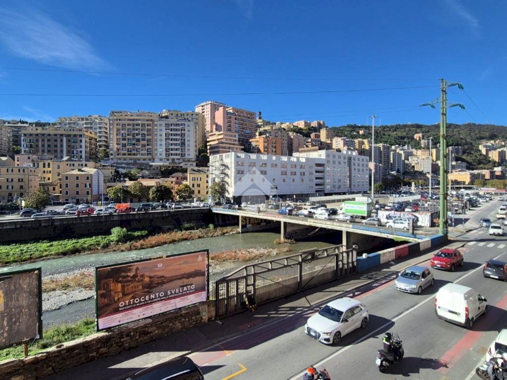 Four-room apartment Via del Piano, Genova (neighborhood Marassi) - photo 1