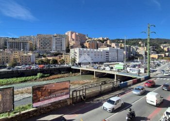 Four-room apartment Via del Piano, Genova (neighborhood Marassi) - photo 1