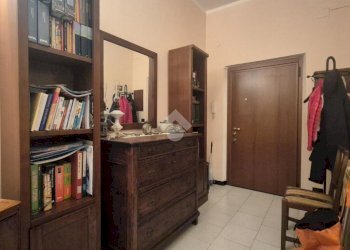 Four-room apartment Via del Piano, Genova (neighborhood Marassi) - photo 3