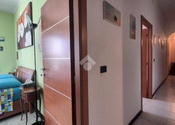 Four-room apartment Via del Piano, Genova (neighborhood Marassi) - photo 4