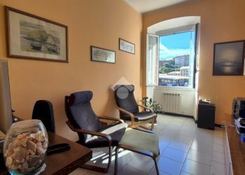 Four-room apartment Via del Piano, Genova (neighborhood Marassi) - photo 11