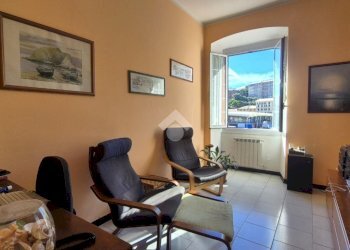 Four-room apartment Via del Piano, Genova (neighborhood Marassi) - photo 14