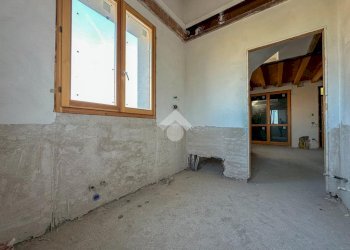 Porzione di casa Strada Ugozzolo, Parma (zona Ravadese) - foto 5