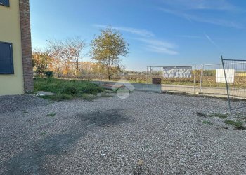 Porzione di casa Strada Ugozzolo, Parma (zona Ravadese) - foto 2