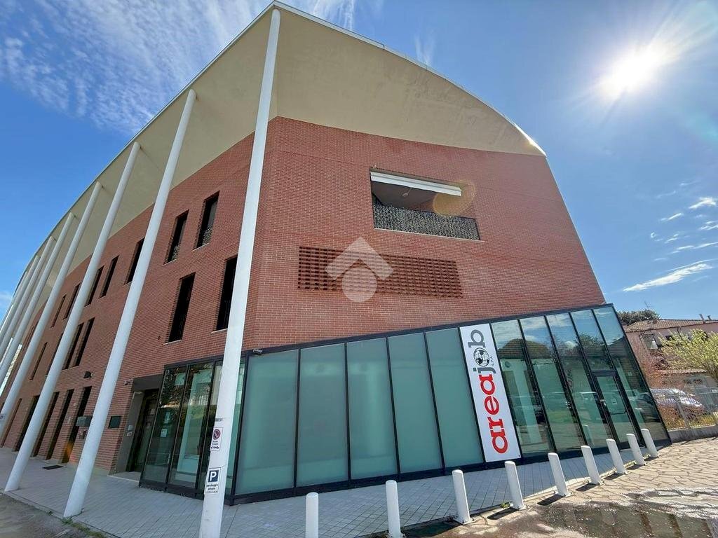 Office Via leonilde Iotti, Forlì - photo 1