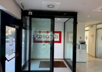 Office Via leonilde Iotti, Forlì - photo 3