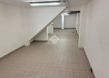 Office Via leonilde Iotti, Forlì - photo 6