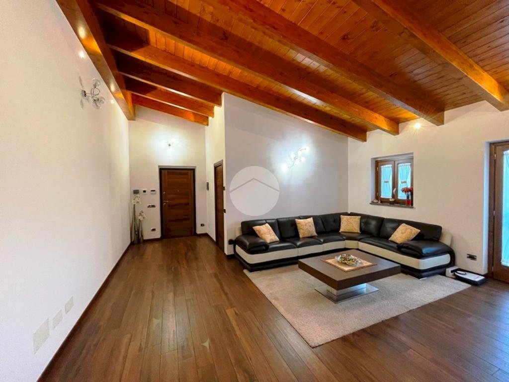 Quadrilocale Via J.F. Kennedy, Vermezzo - foto 2