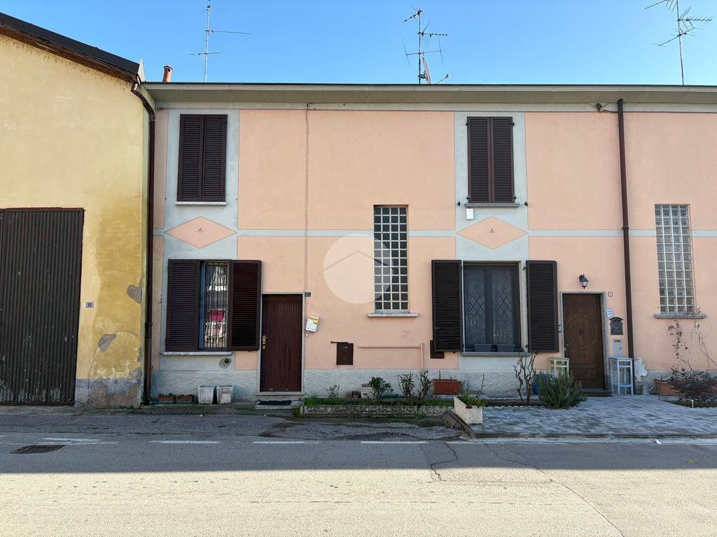 Casa indipendente Via Marta Lodi, Gaggiano - foto 1