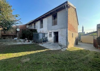 Casa indipendente Strada ferraris, Crescentino - foto 1