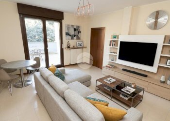 Three-room apartment Via del Gerolo, Rho - photo 12