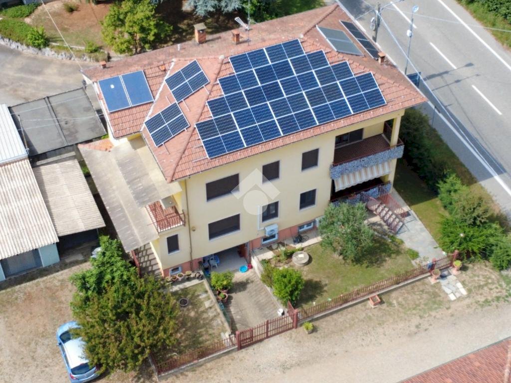 Casa indipendente Via Papa Giovanni XXIII, Cerrione - foto 1