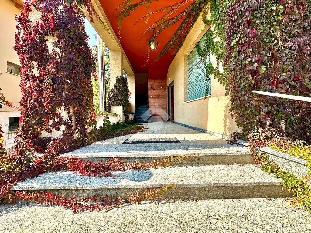 Casa indipendente Strada Statale per Genova, Tortona - foto 2