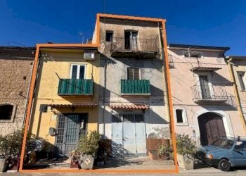 Foto 1 - Casa semi indipendente Via Rotabile
 
49, Paduli - foto 1