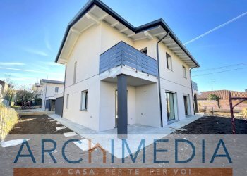 Foto 1 - Villa a Schiera via giovanni XXIII, Castronno - foto 1