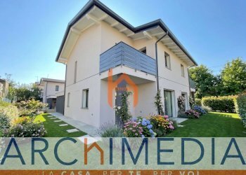 Foto 1 - Villa a Schiera via giovanni XXIII, Castronno - foto 1