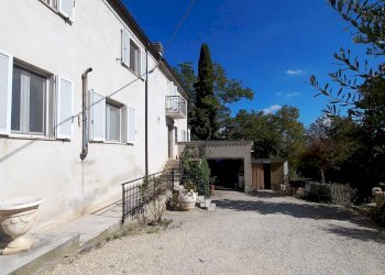 Foto 3 - Casa semi indipendente Virgil Grissom 1
1, Falerone - foto 3