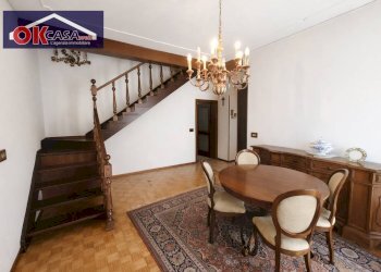 sala da pranzo - Appartamento via Montemezzi, Vigasio - foto 3